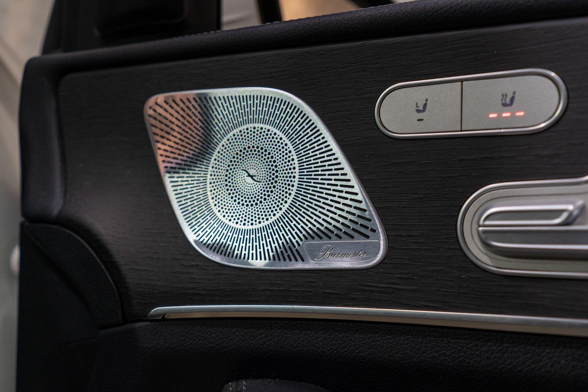 Mercedes-Benz GLE view 3