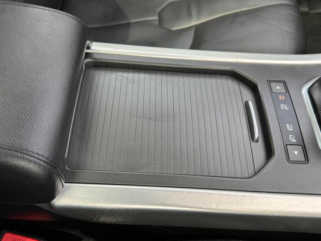 Land Rover Range Rover Evoque view 24