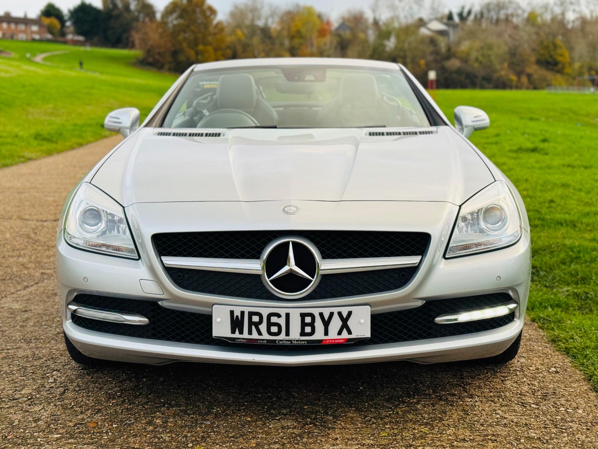 2011 Mercedes-Benz SLK image 7