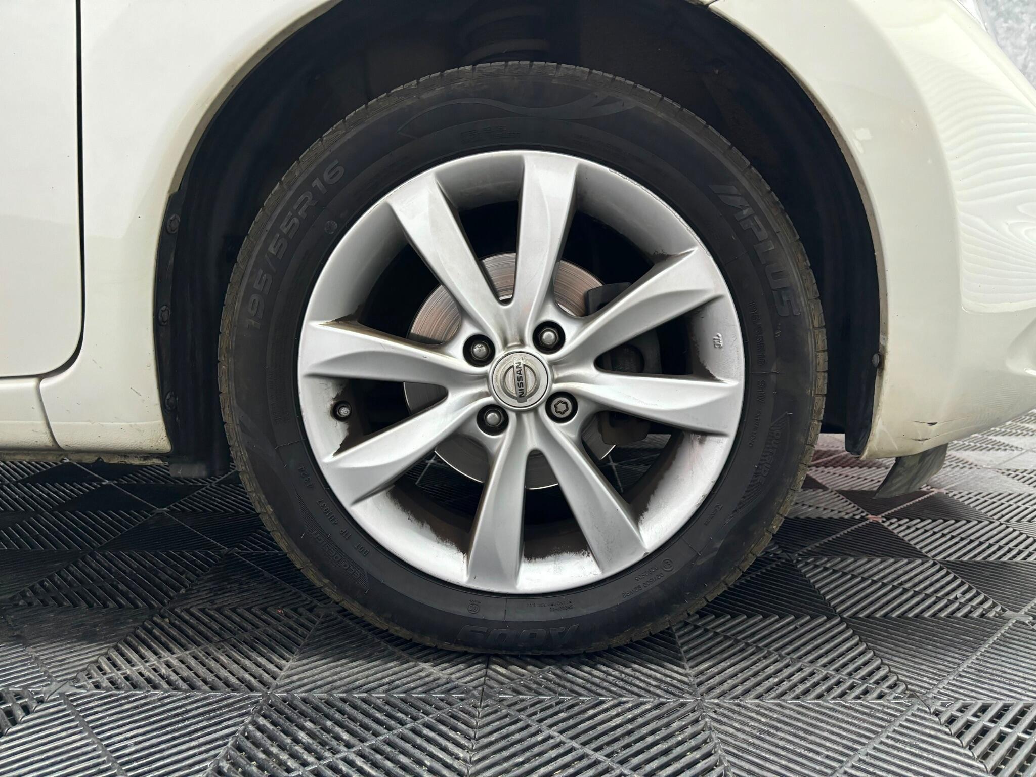 Nissan Note view 23