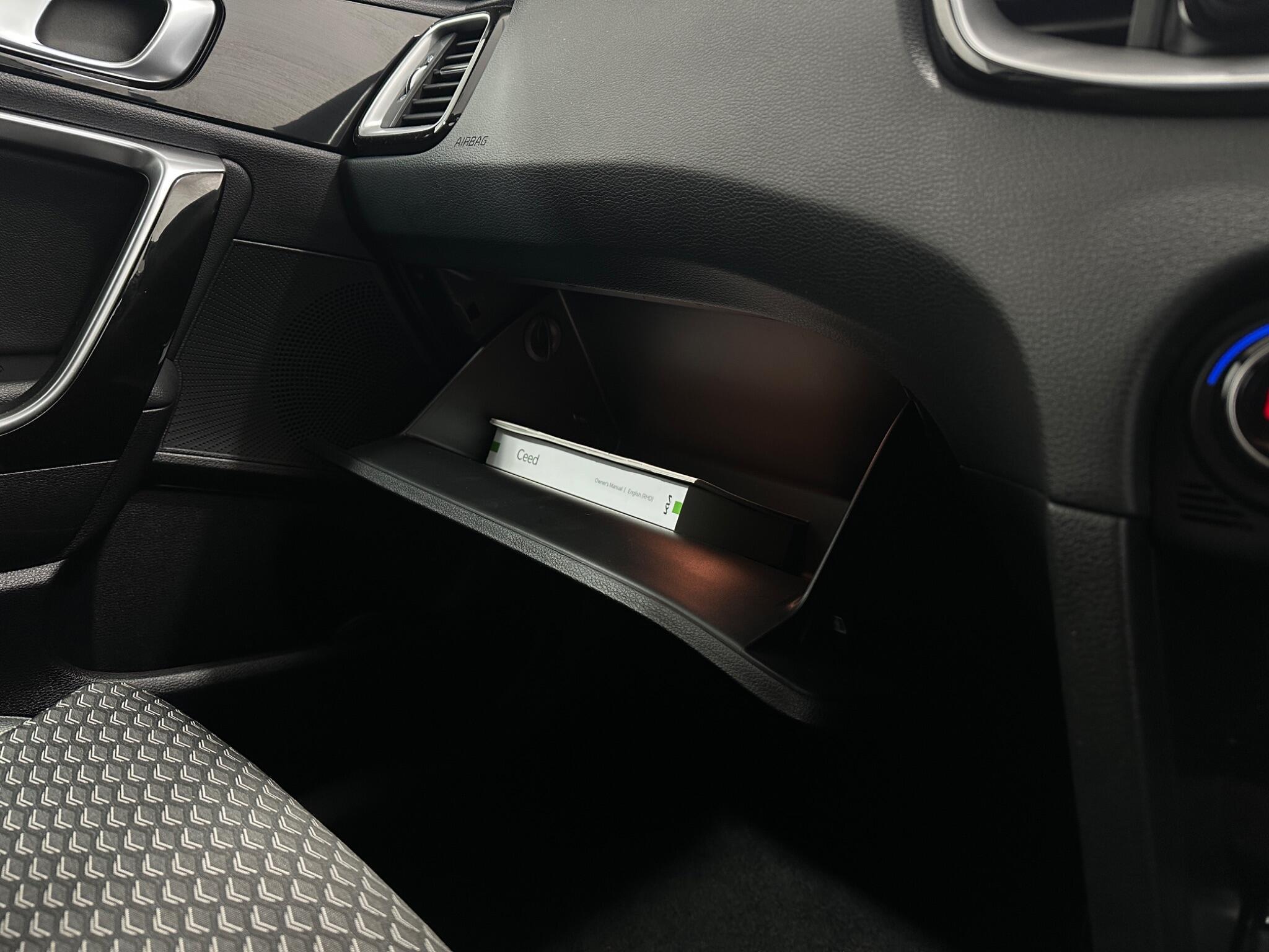 Kia Ceed view 25