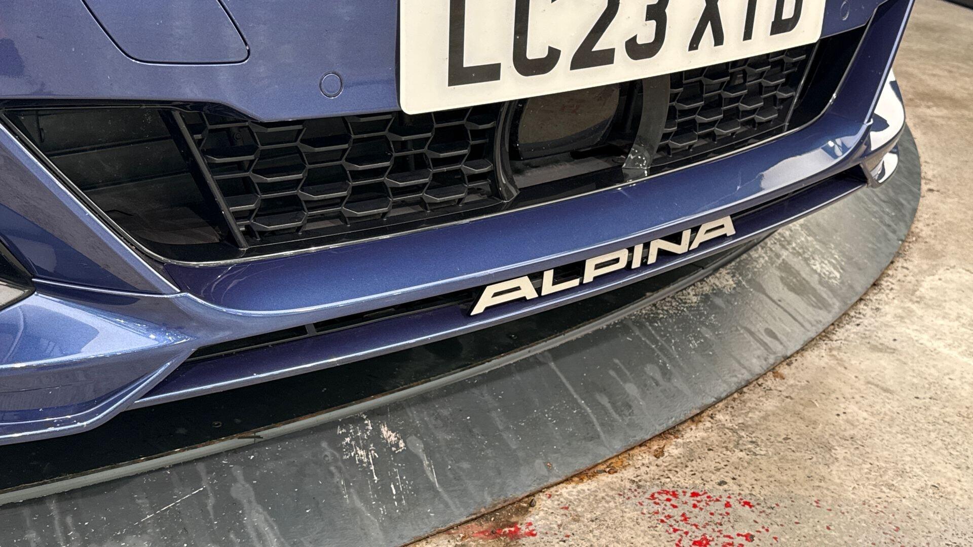 BMW Alpina B5 view 37