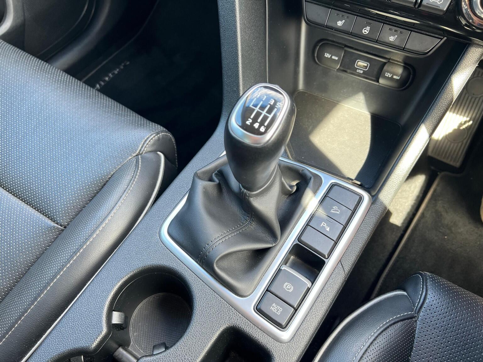 Kia Sportage view 29