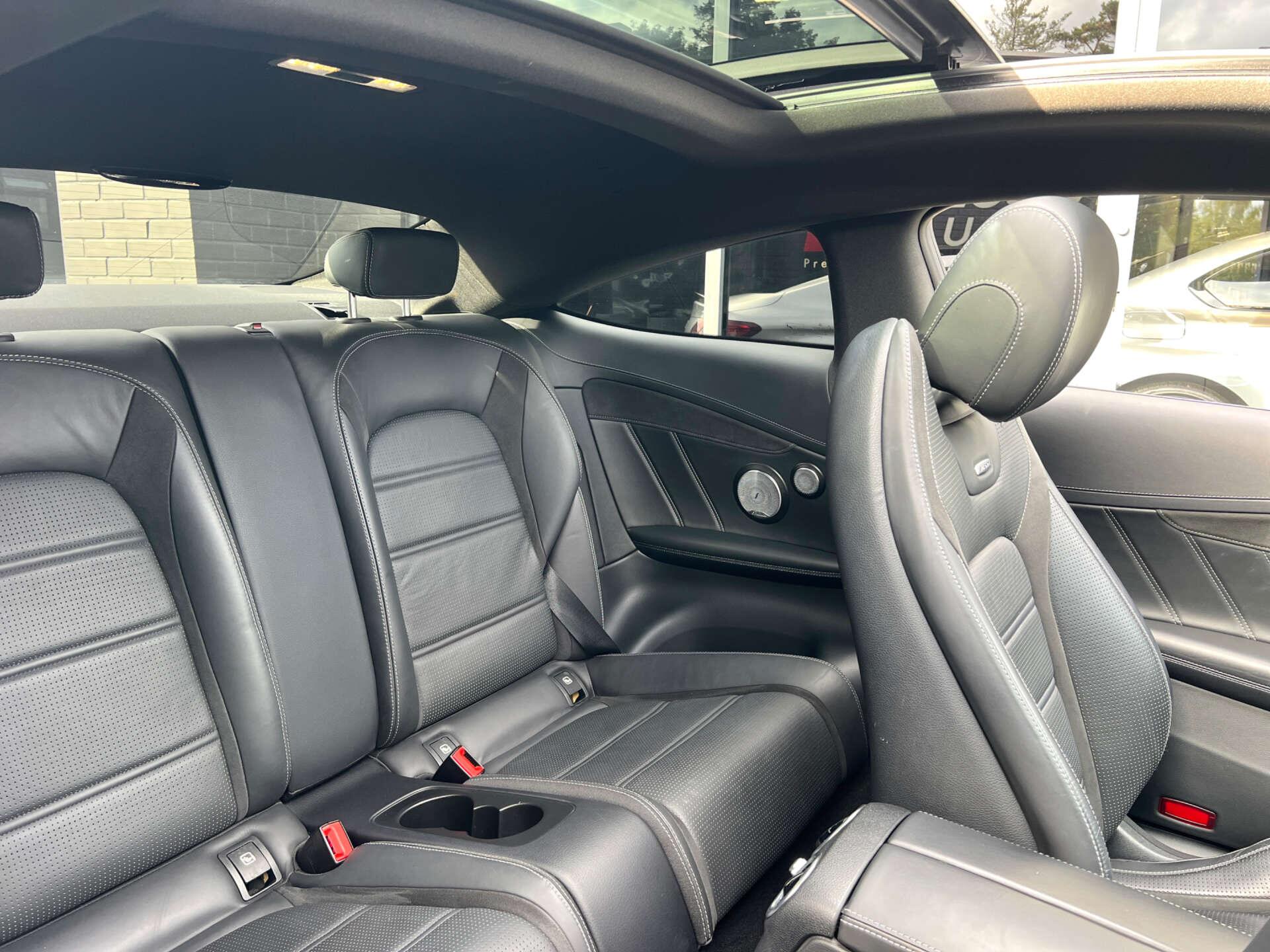 Mercedes-Benz C Class view 16