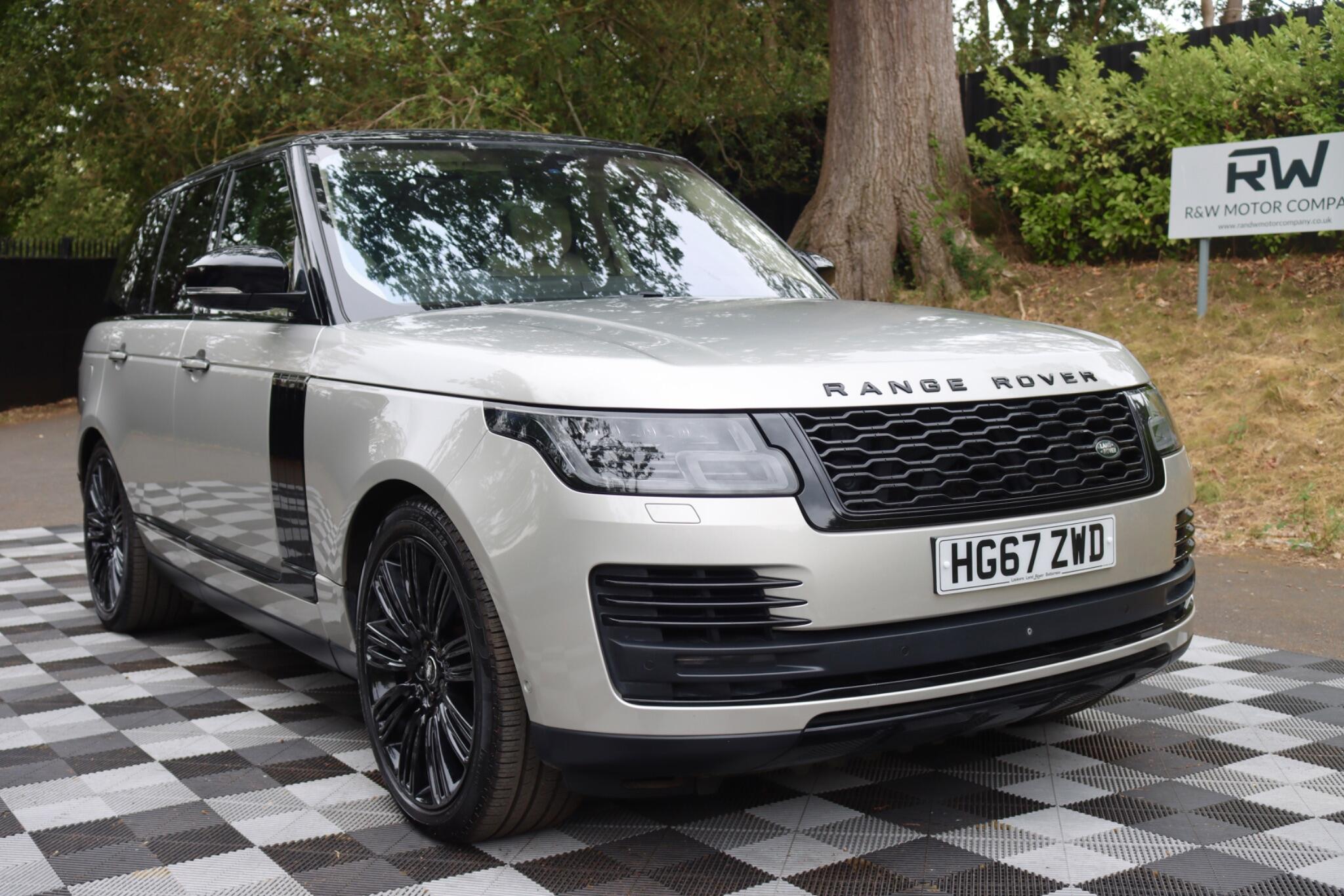 Land Rover Range Rover view 42