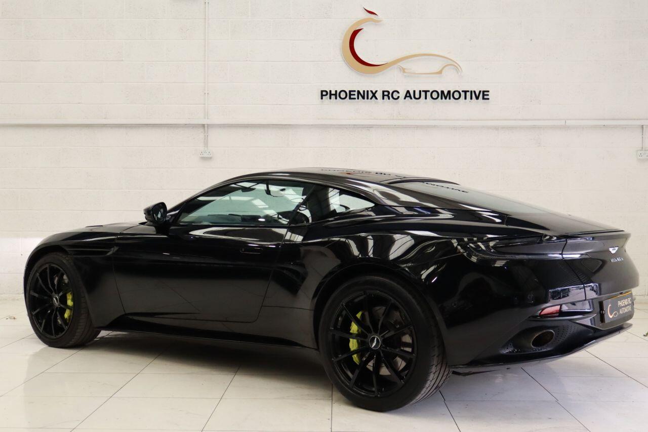 Aston Martin DB11 view 9