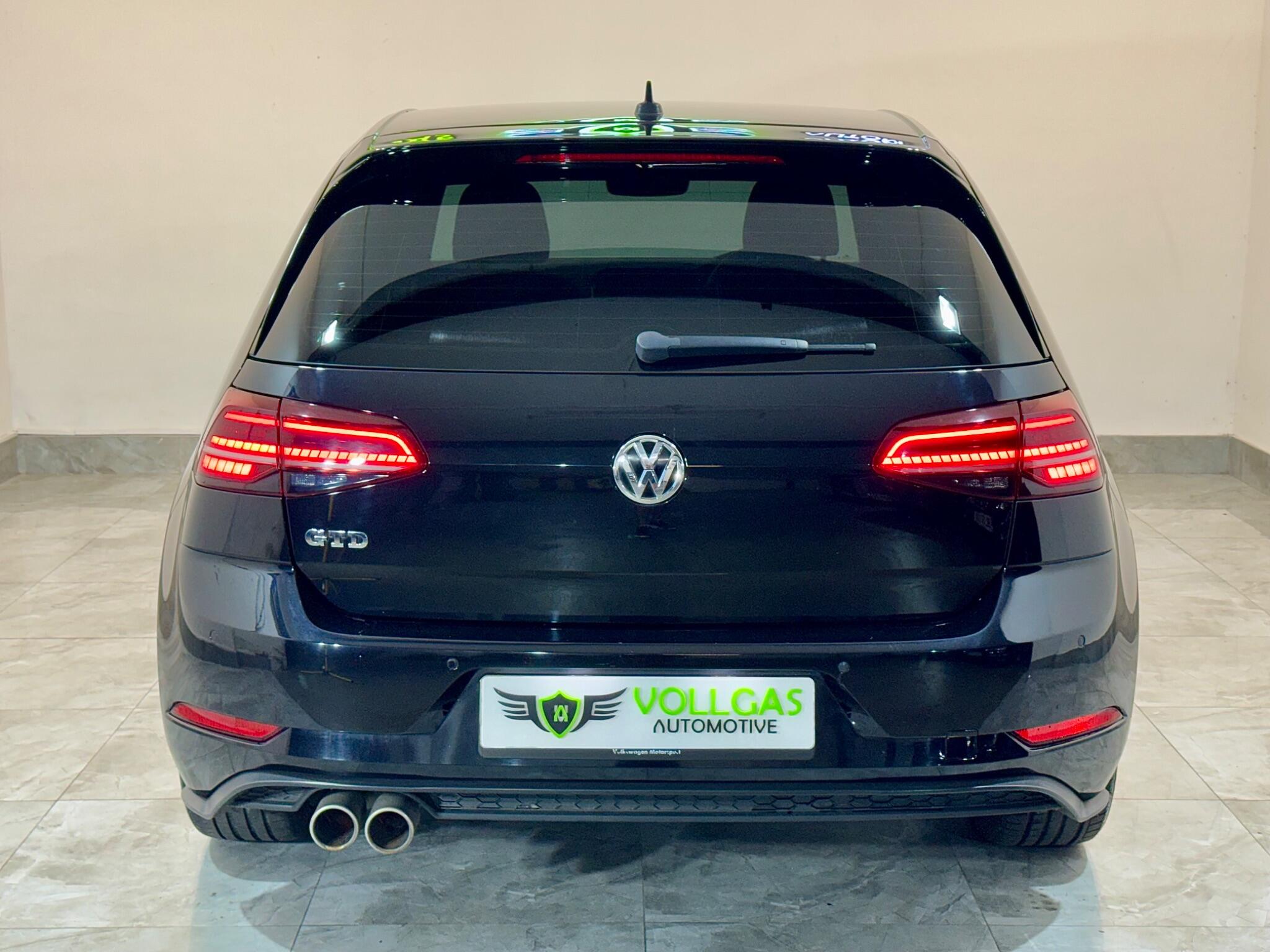 Volkswagen Golf view 69