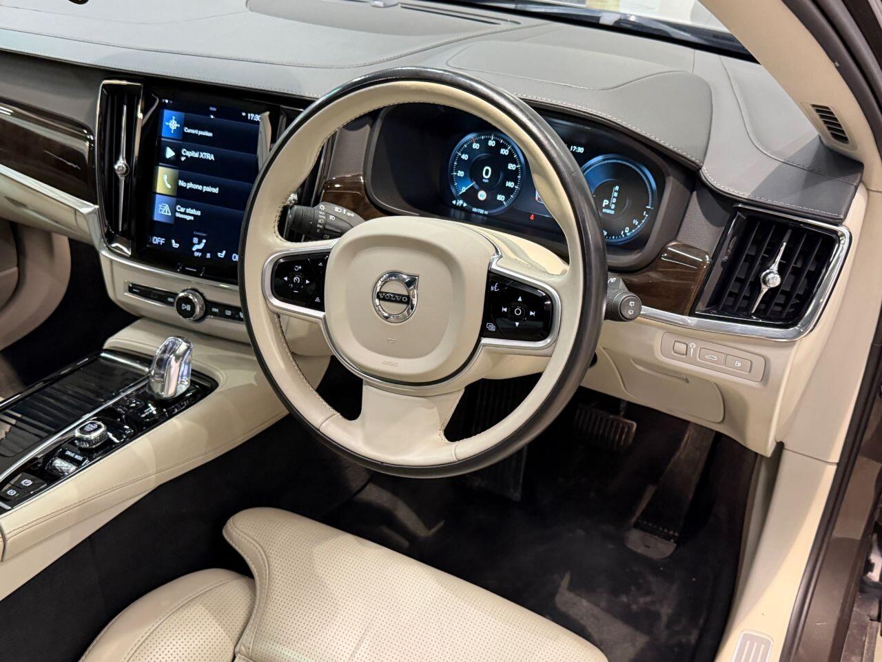 Volvo V90 view 14