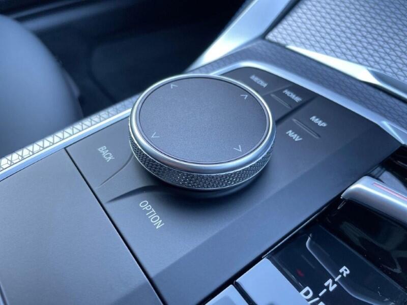 BMW i4 view 34