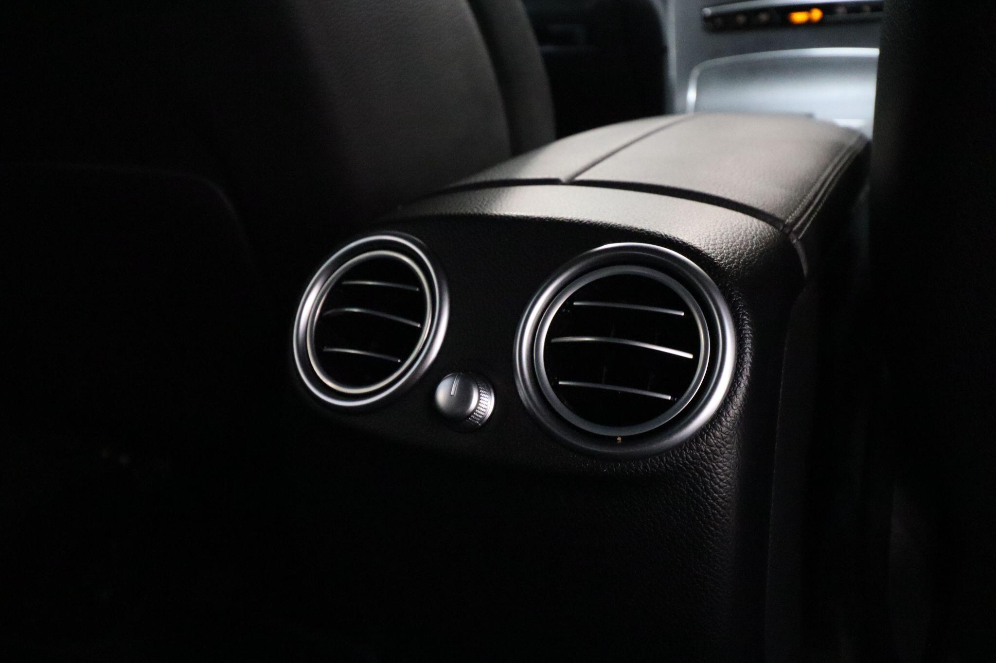 Mercedes-Benz GLC view 40