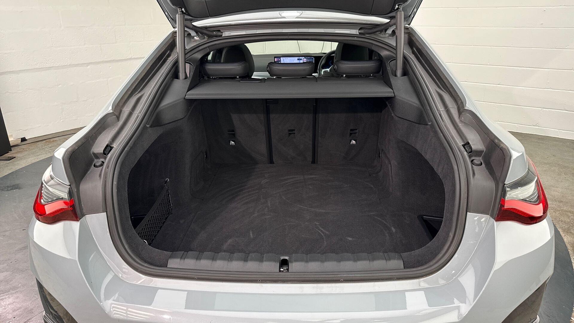 BMW i4 view 13