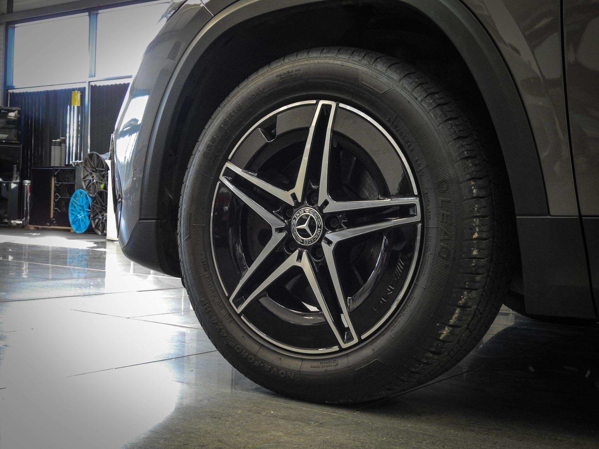 Mercedes-Benz Eqa view 21