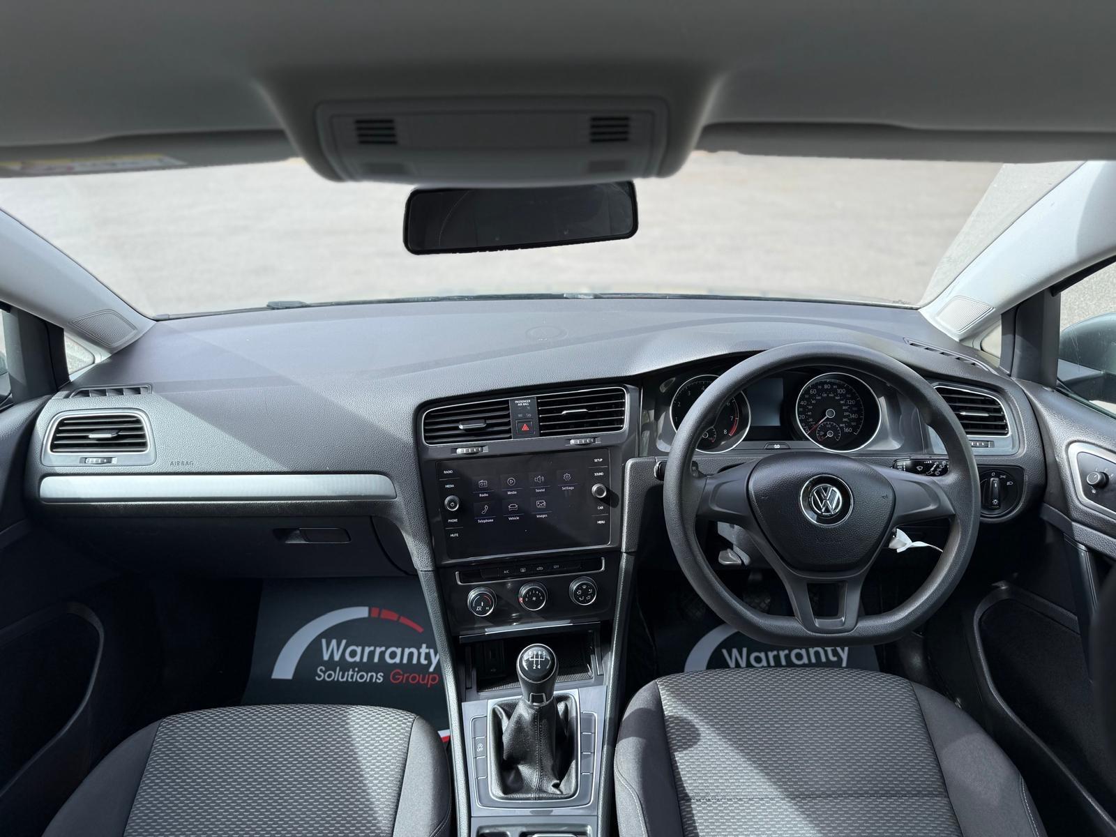 Volkswagen Golf view 2