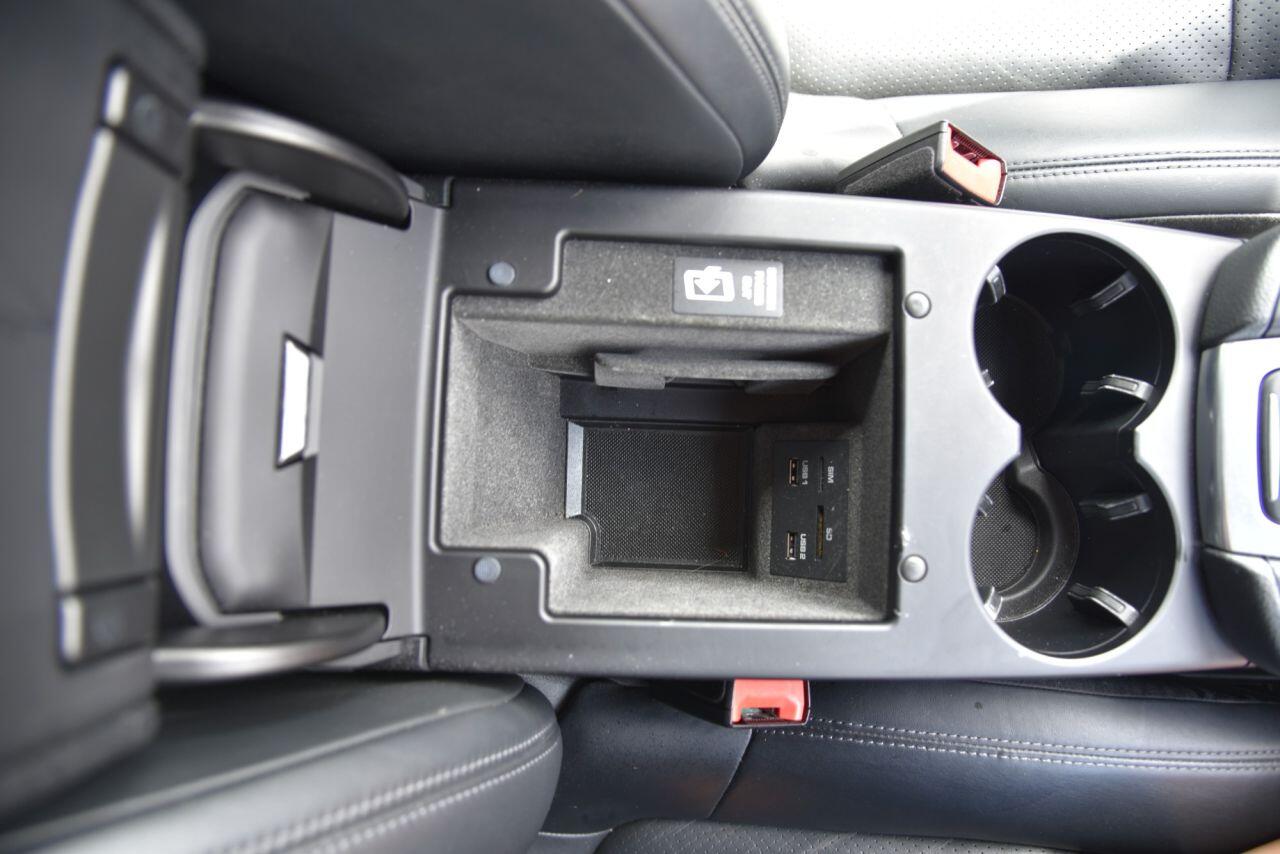 Porsche Macan view 43