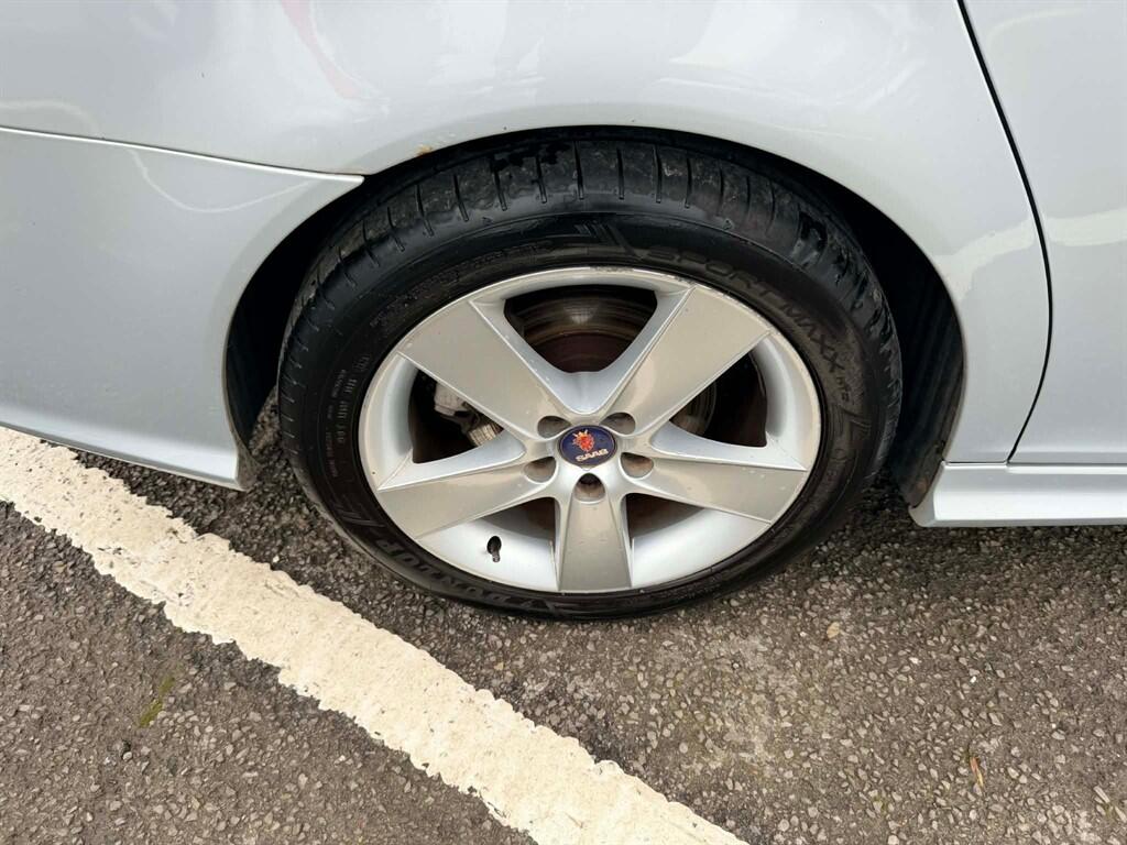 Saab 9-3 view 8