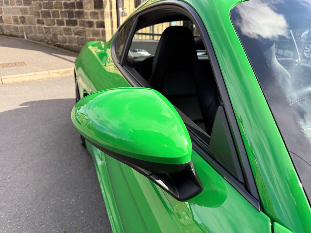 Porsche Cayman view 33