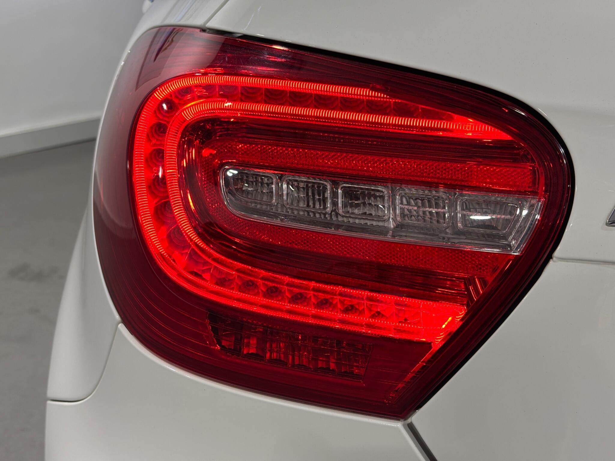 Mercedes-Benz A Class view 52