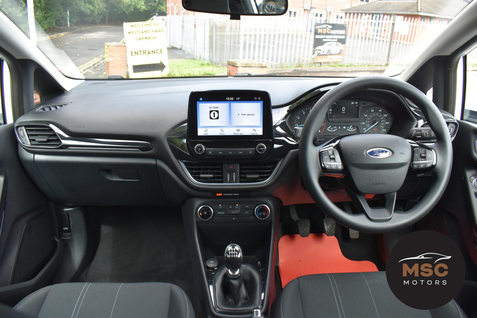 Ford Fiesta view 34