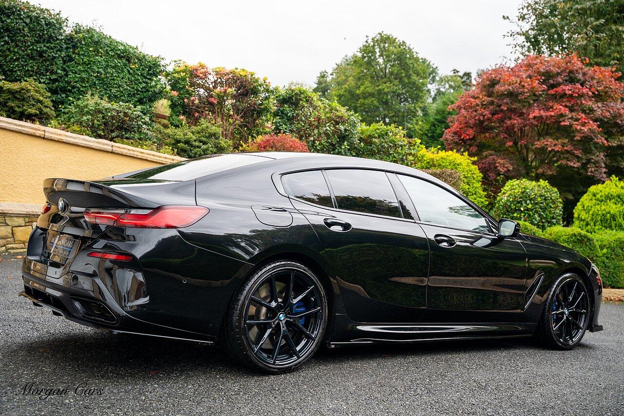 BMW 8 Series view 75