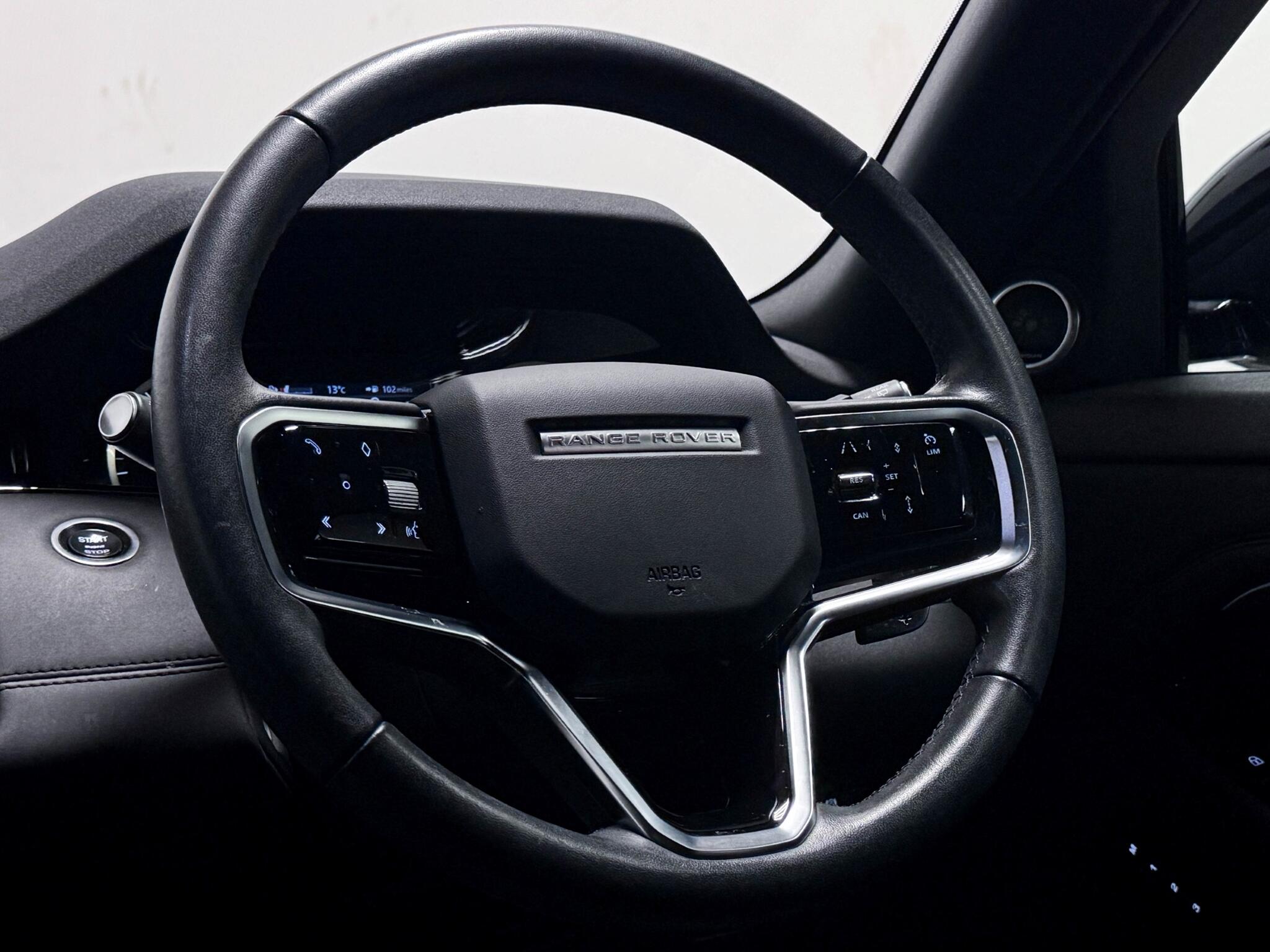 Land Rover Range Rover Evoque view 19