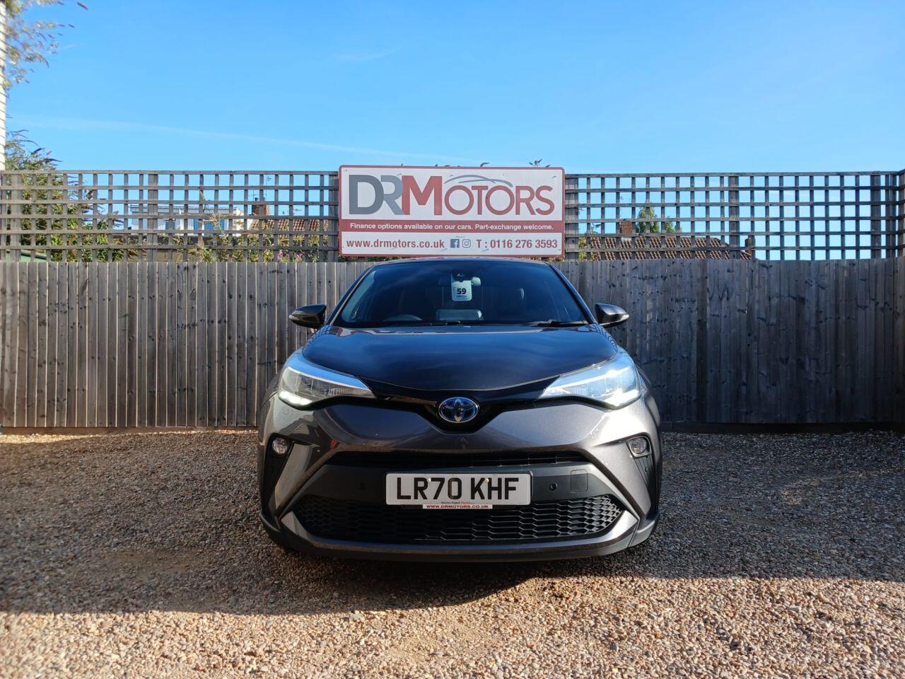 Toyota C-HR view 43