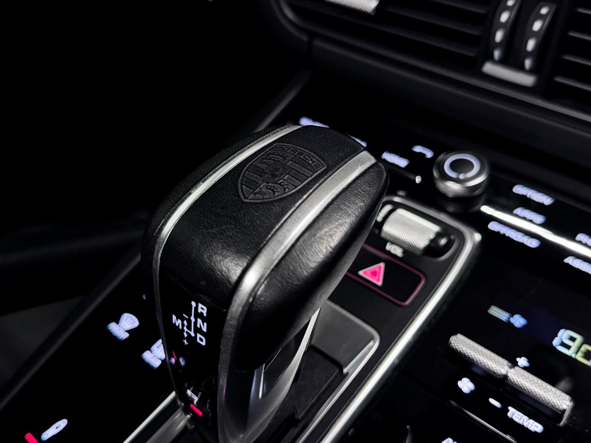 Porsche Cayenne view 51