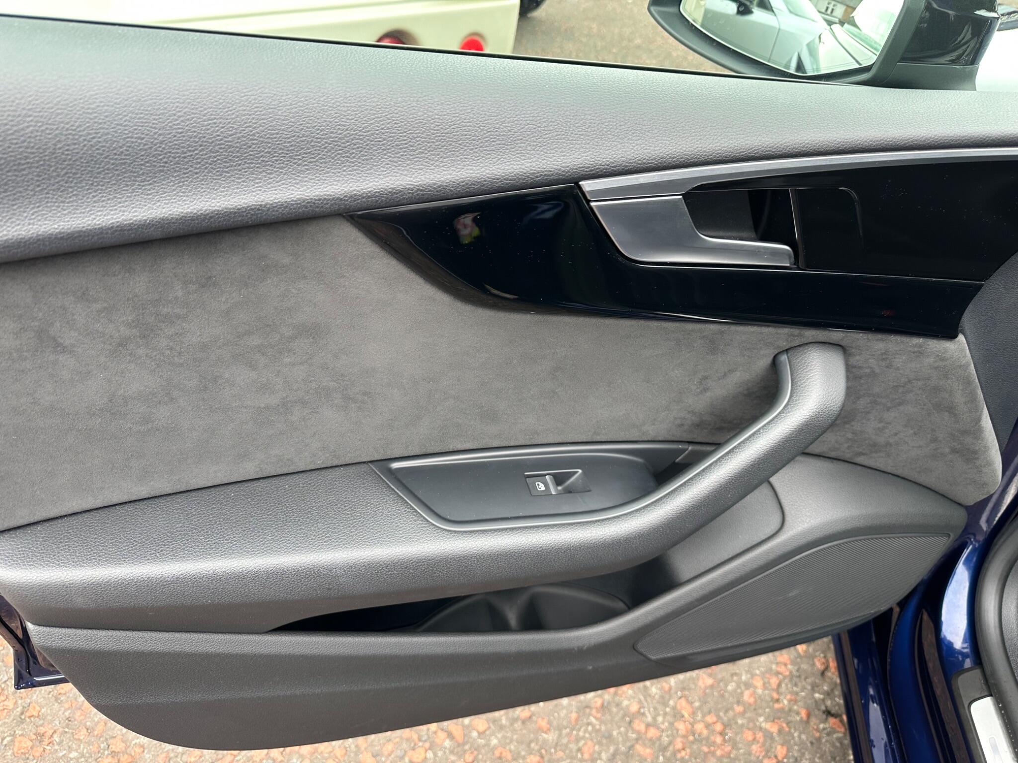 Audi A5 view 8