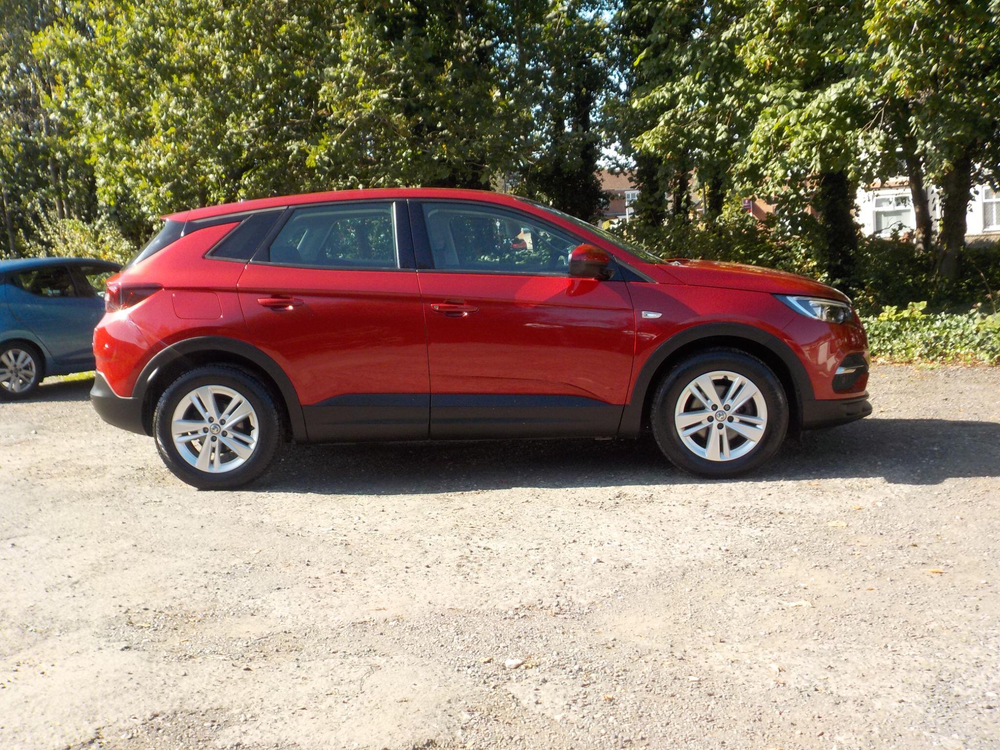 Vauxhall Grandland X 1.5 Turbo D BlueInjection SE Euro 6 (s/s) 5dr