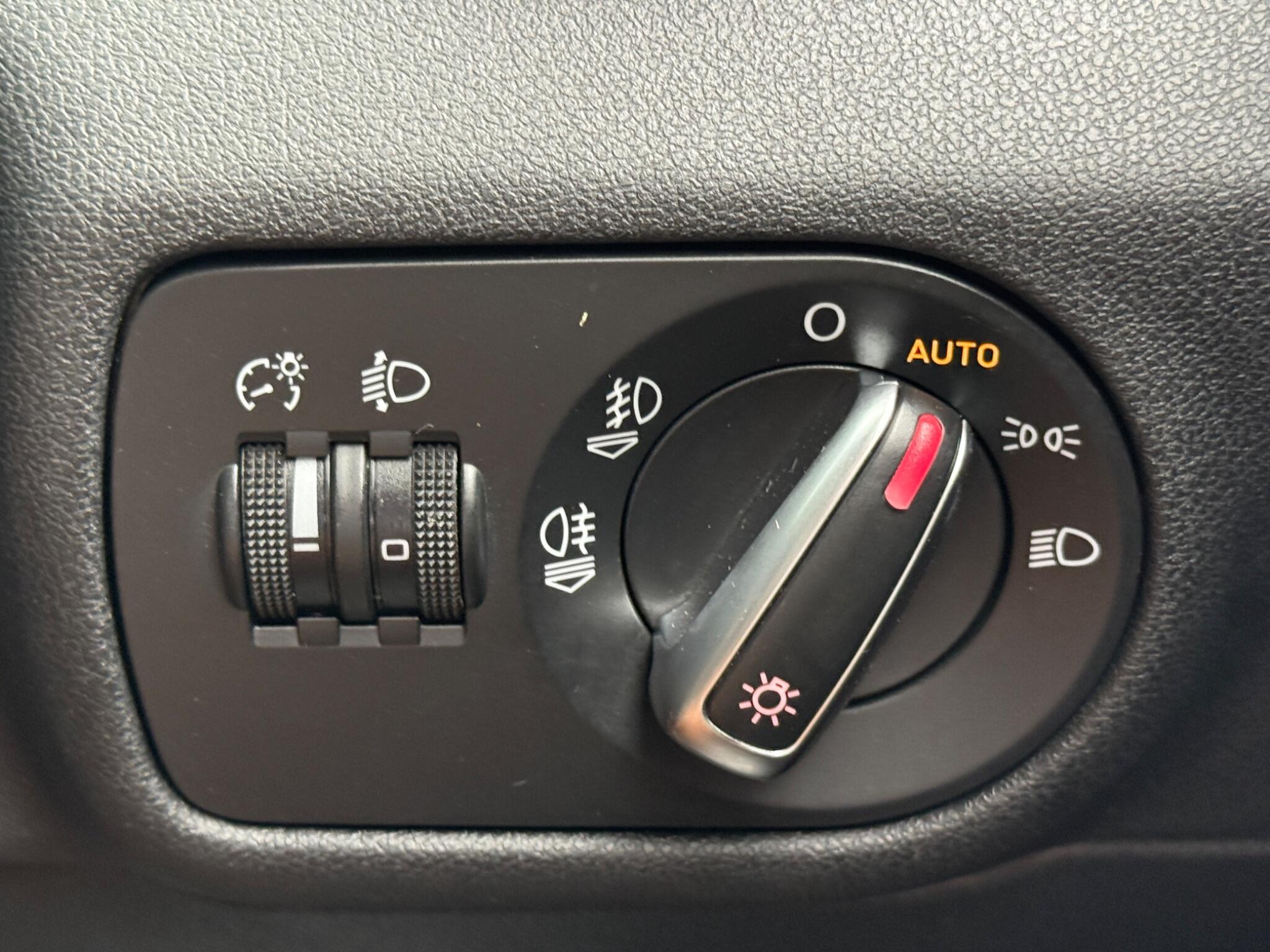 Audi A1 - Image 66