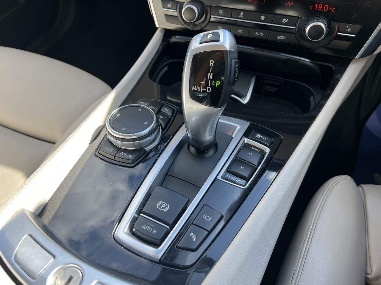 BMW 5 Series view 41
