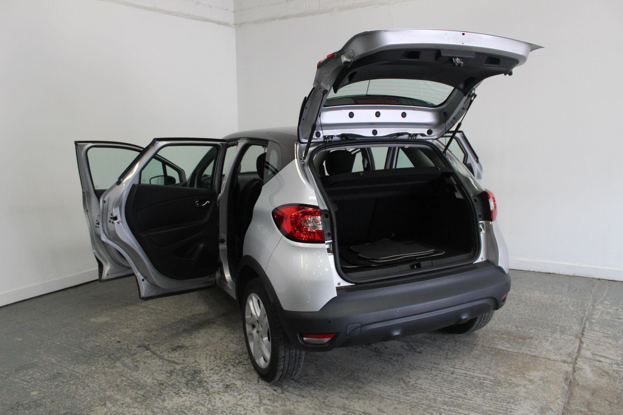 Renault Captur view 21