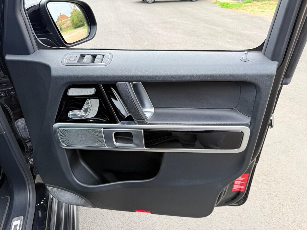 Mercedes-Benz G-Class view 15
