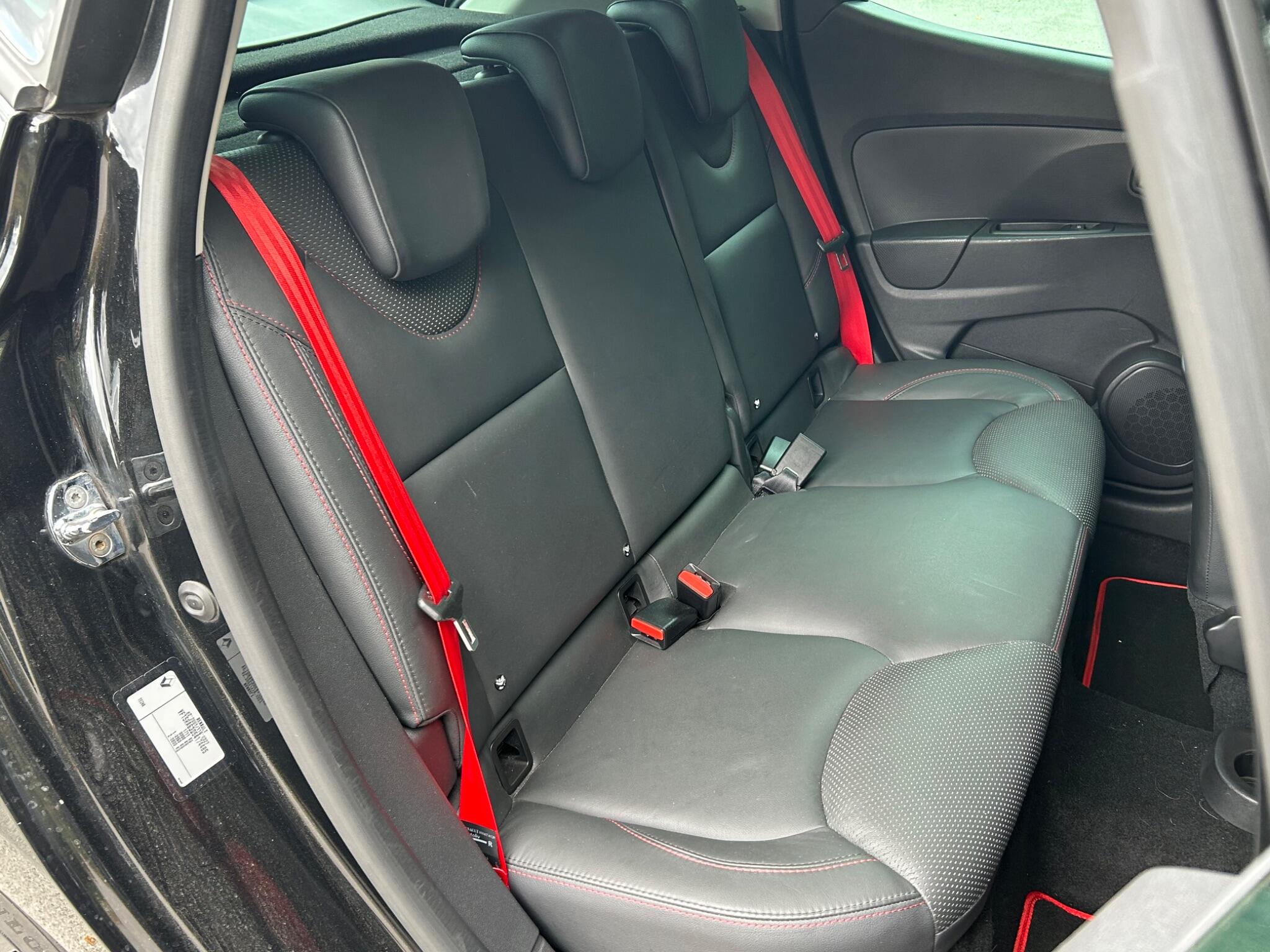 Renault Clio view 22