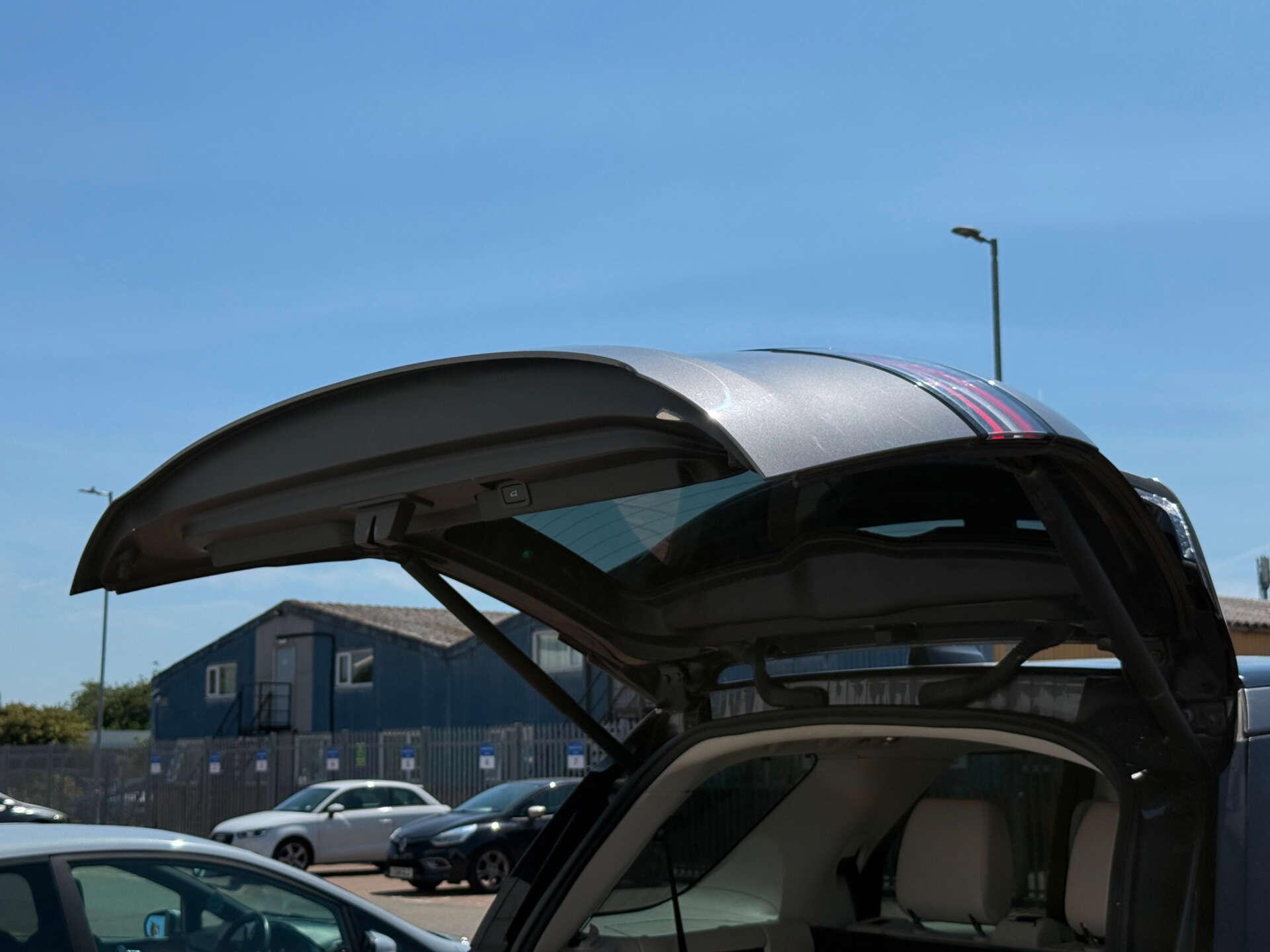 Land Rover Discovery 3 view 29