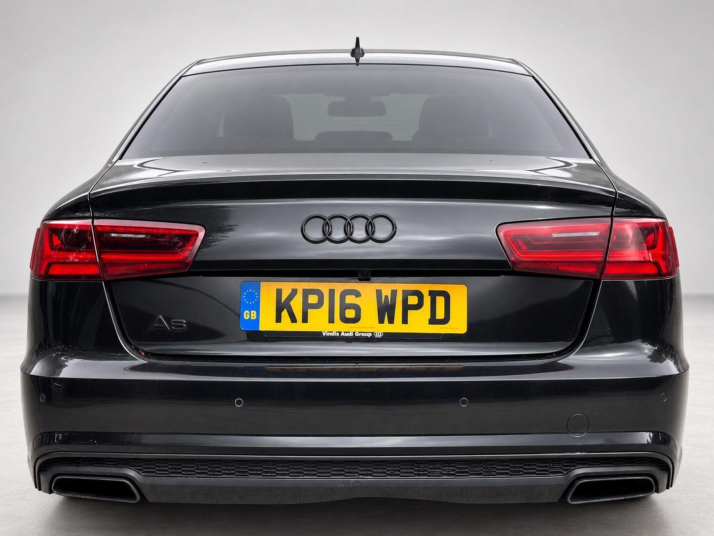 Audi A6 view 12