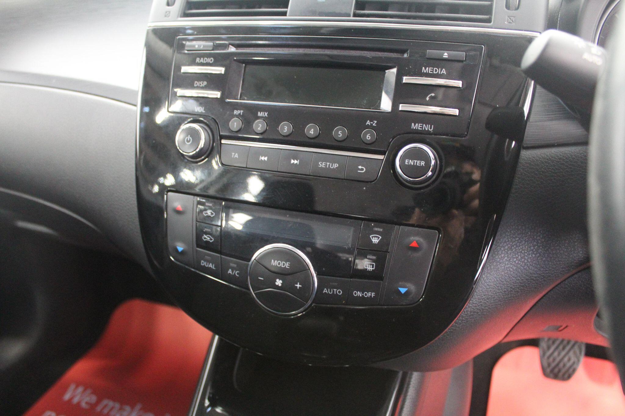 Nissan Pulsar view 36