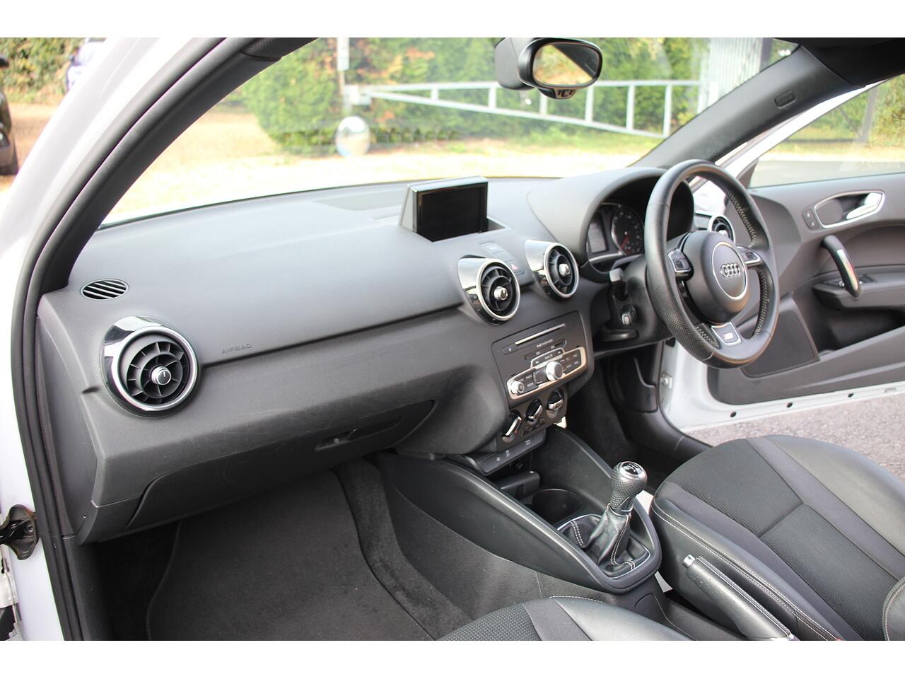 Audi A1 view 15
