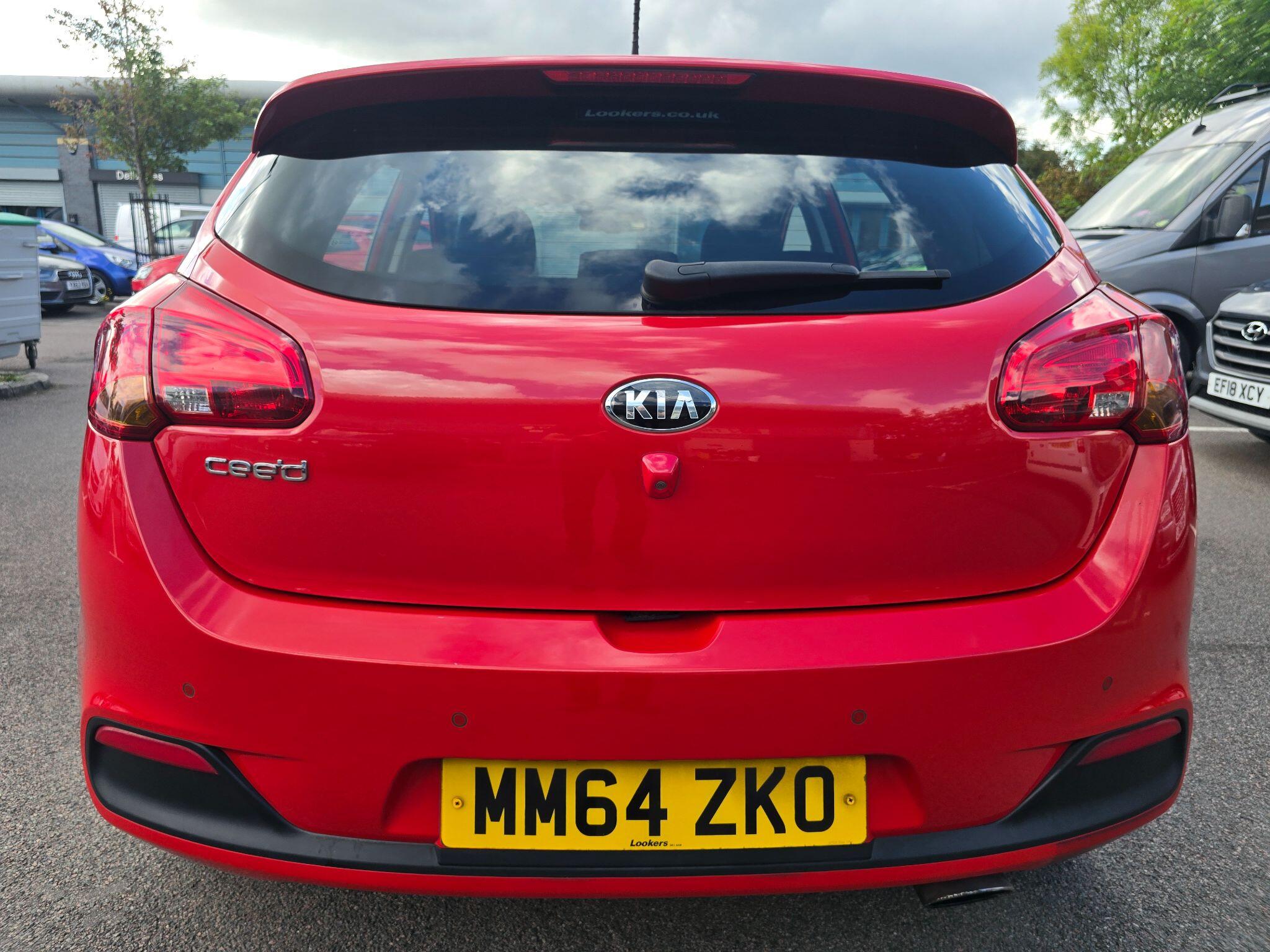 Kia Ceed view 85