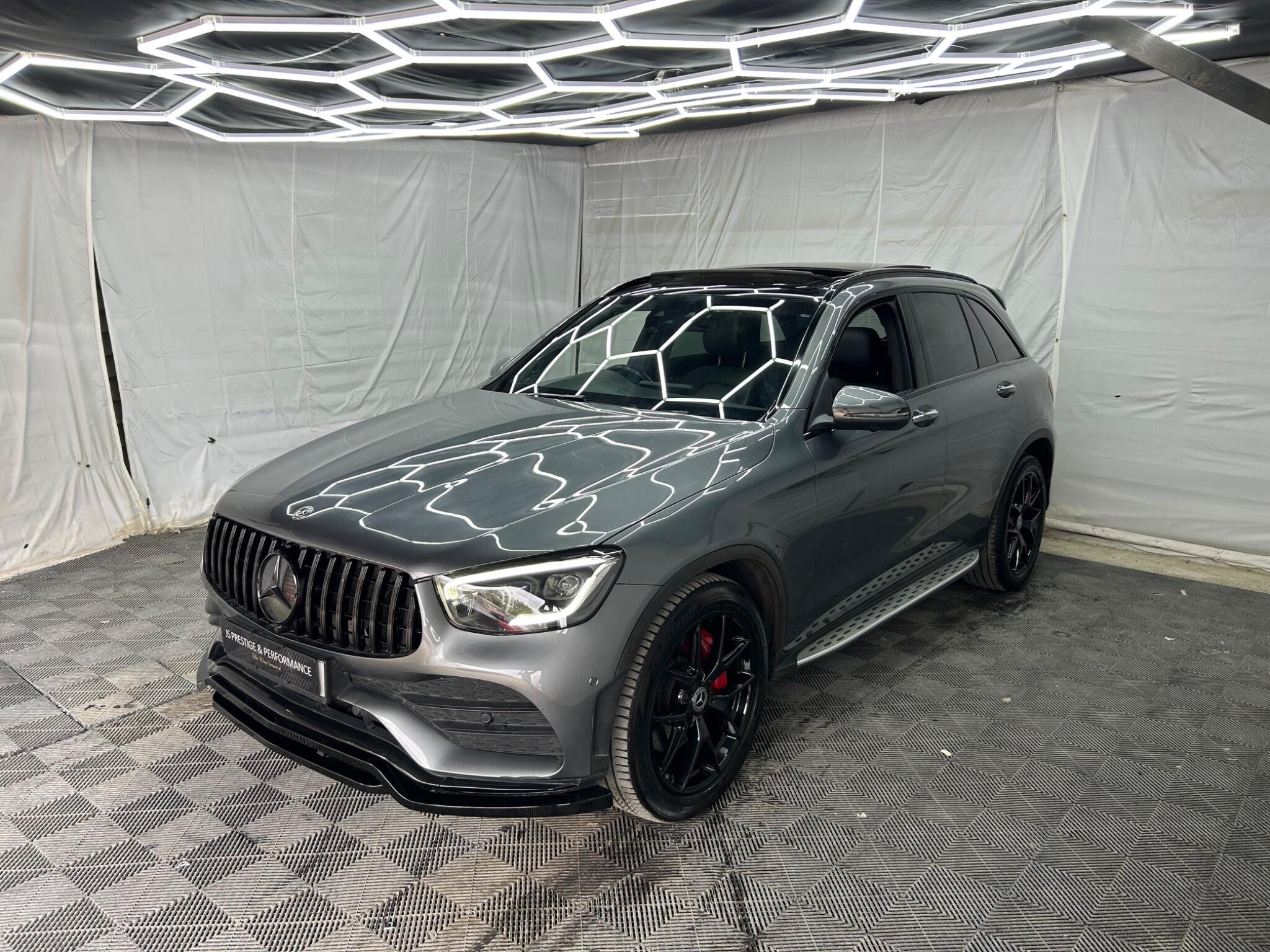 Mercedes-Benz GLC view 3