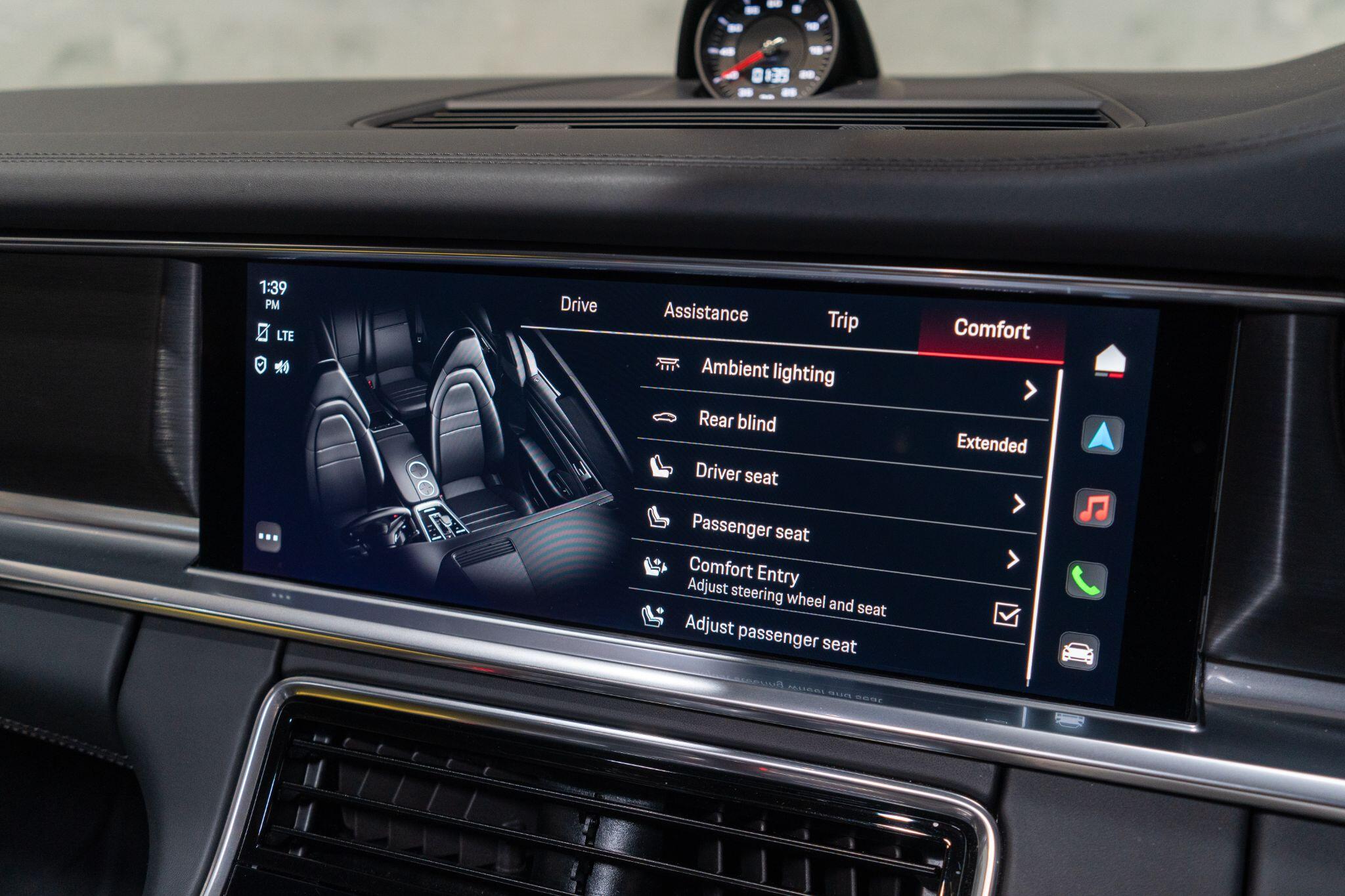 Porsche Panamera view 27