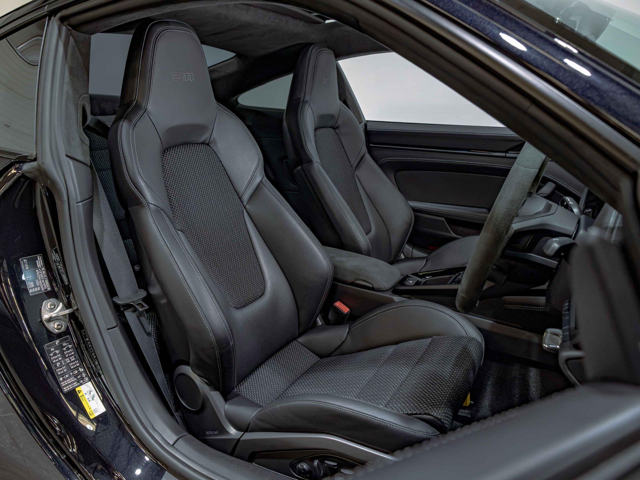 Porsche 911 view 2