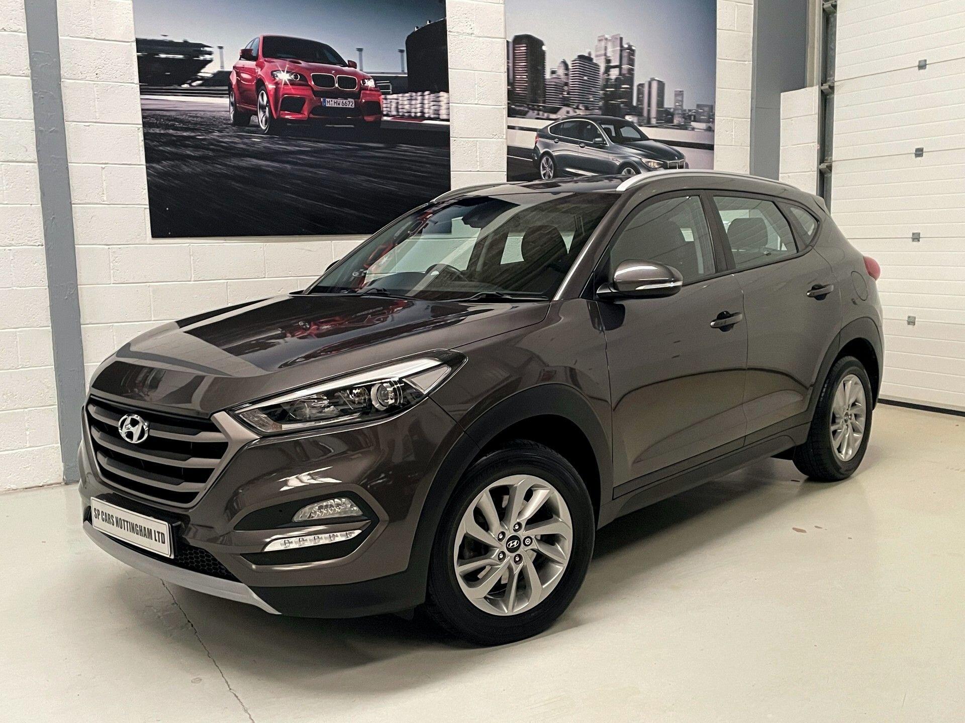 Hyundai Tucson view 2