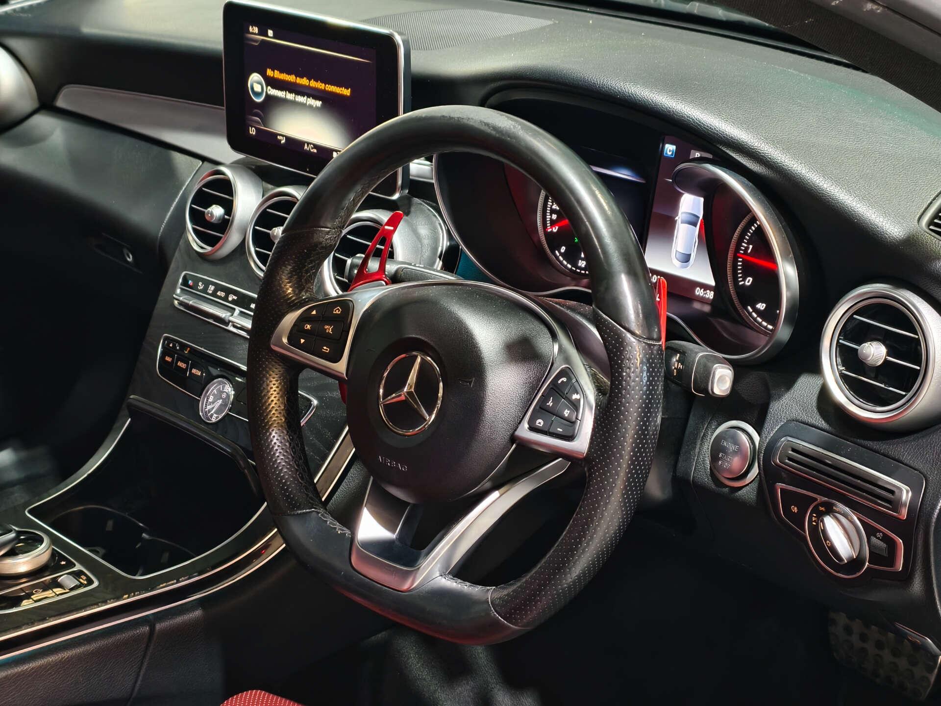 Mercedes-Benz C Class view 19