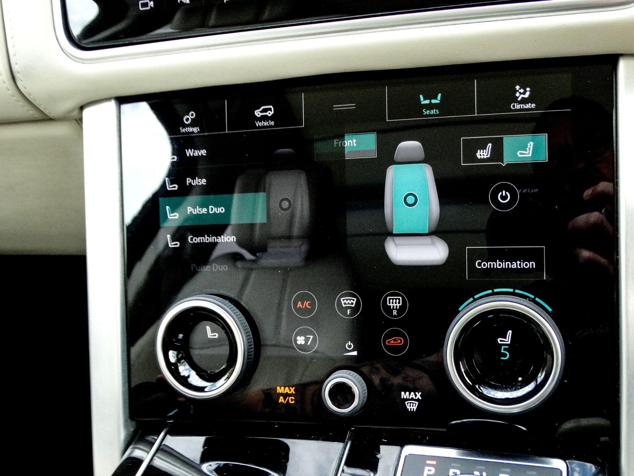Land Rover Range Rover view 28