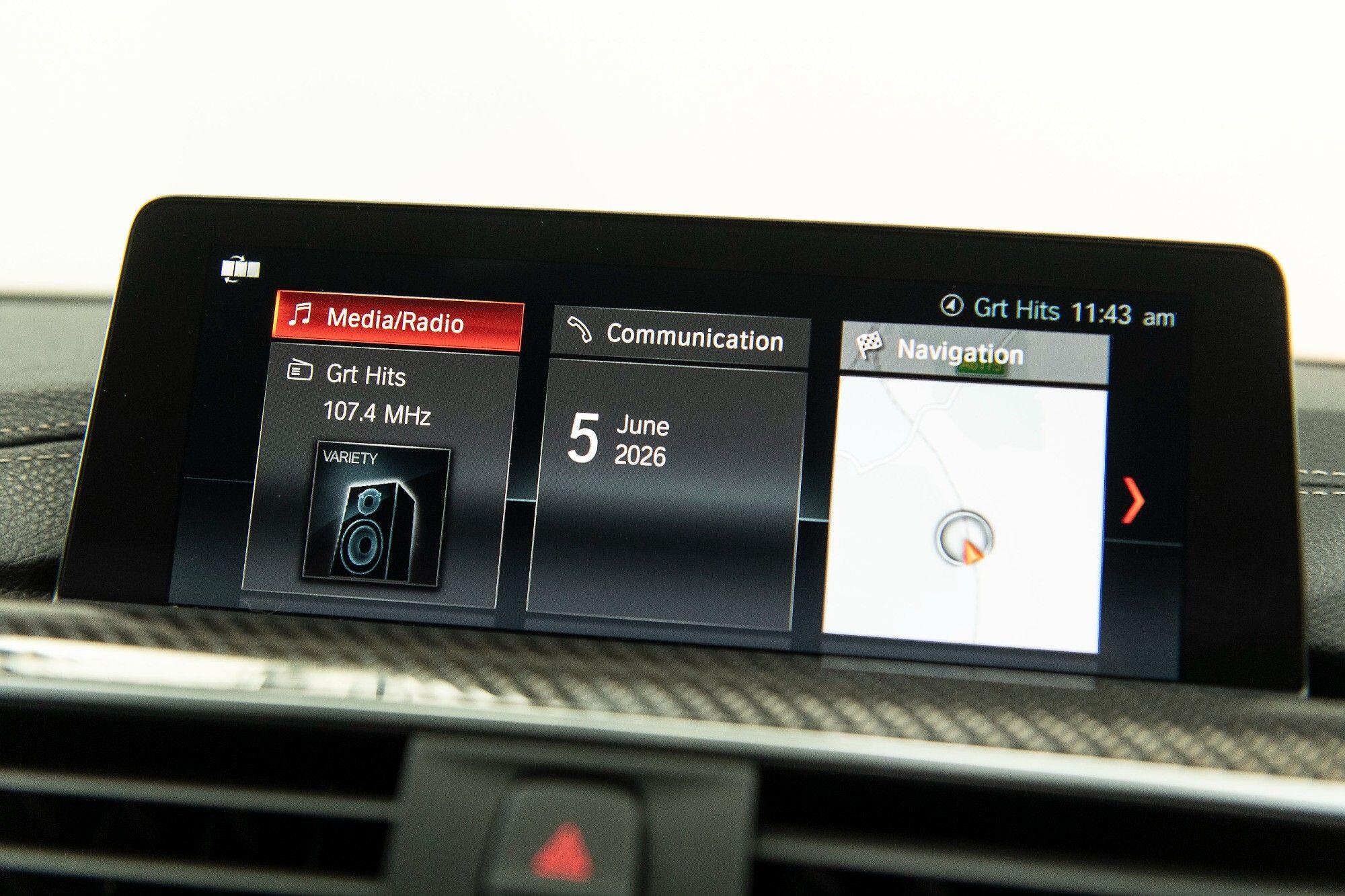 BMW M4 view 21