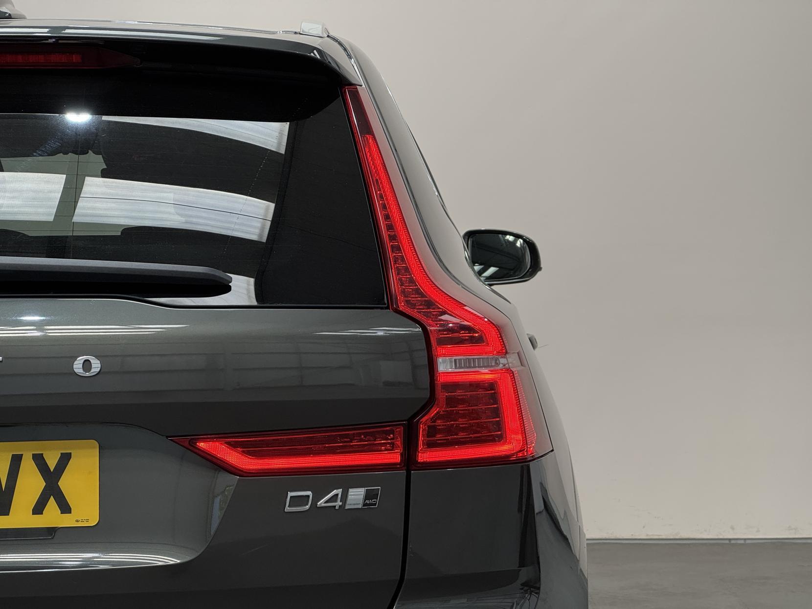 Volvo XC60 view 10