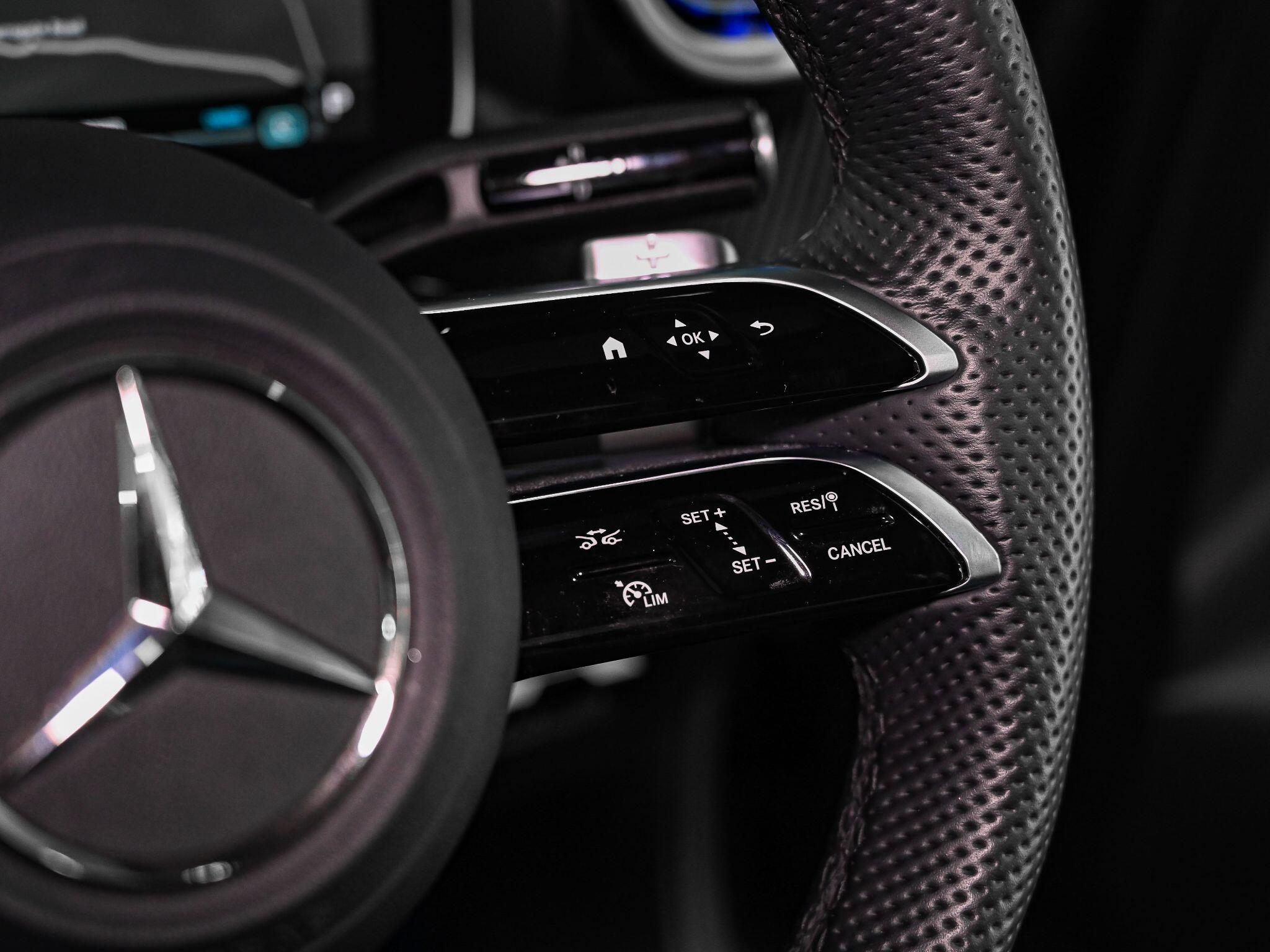 Mercedes-Benz Cle view 10