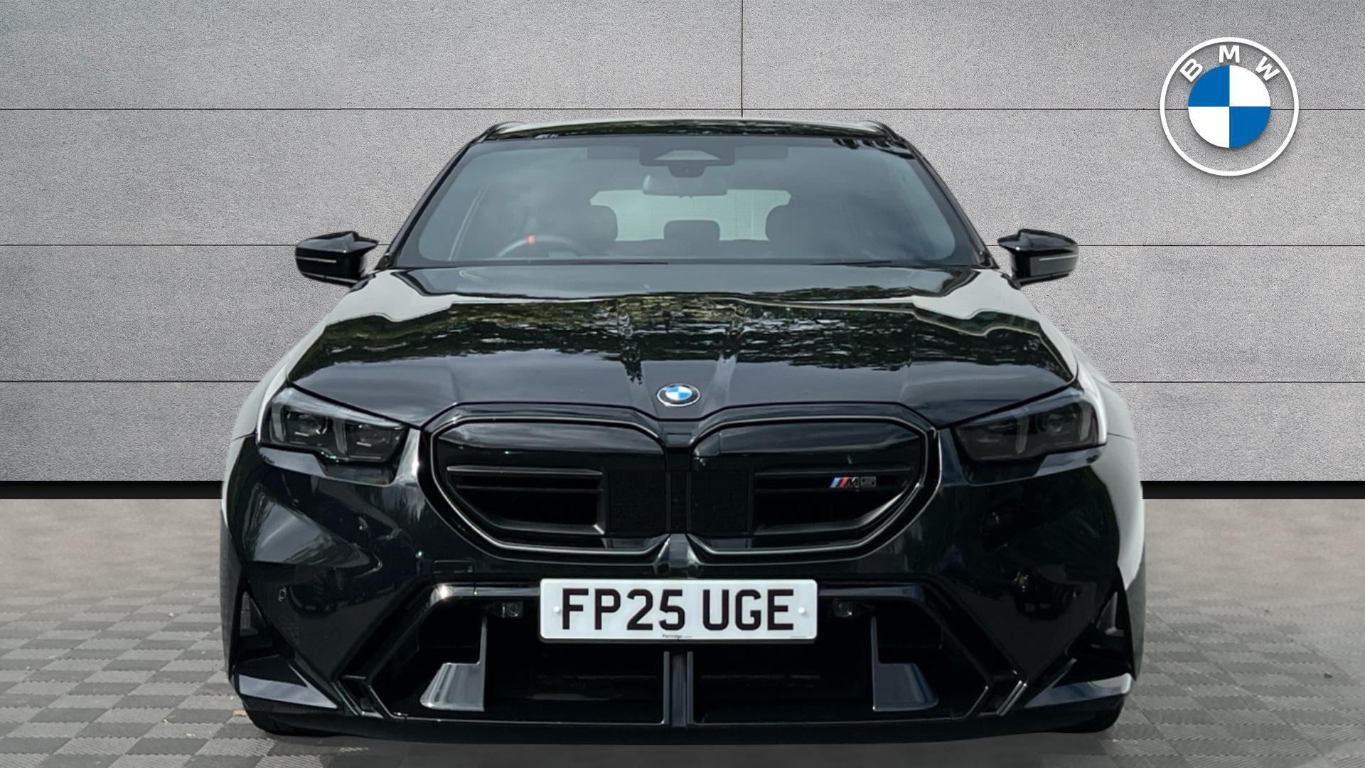 BMW M5 view 16