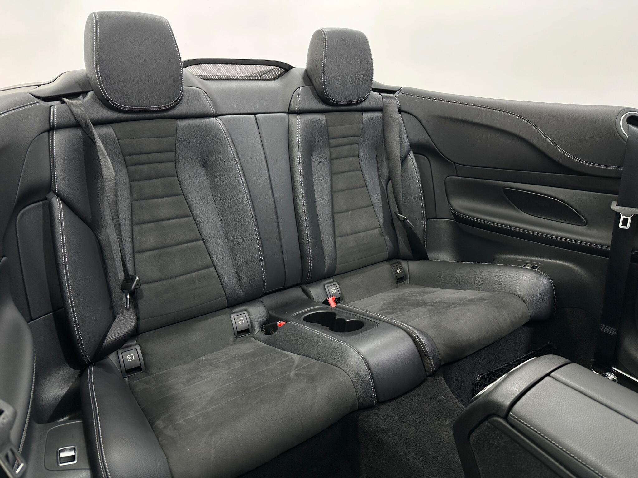 Mercedes-Benz E-Class view 39