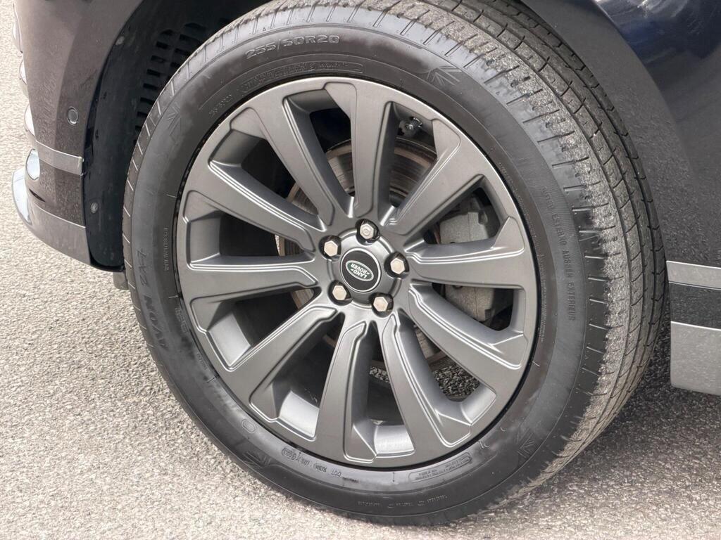 Land Rover Range Rover Velar view 57